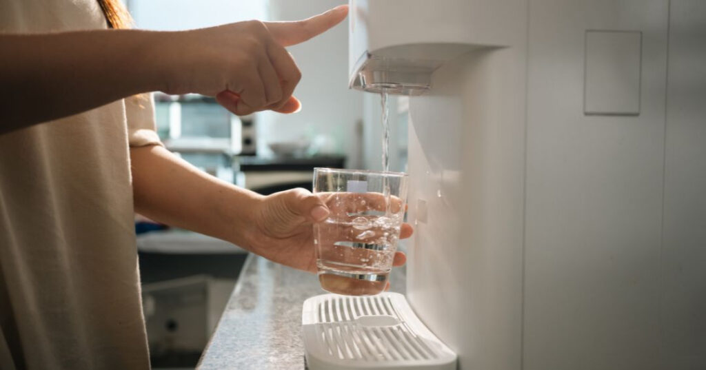 Conserto de Purificador de Água em Goiânia | Assistência Perto de Mim agua sem controle de temperatura